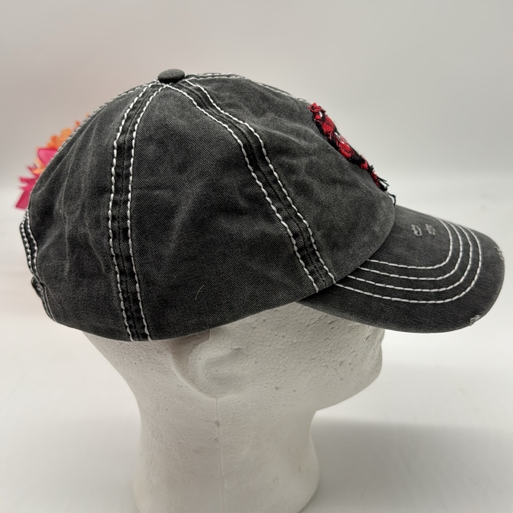 Wisconsin Distressed Gray Cap adjustable HT7641F - Picture 2 of 4